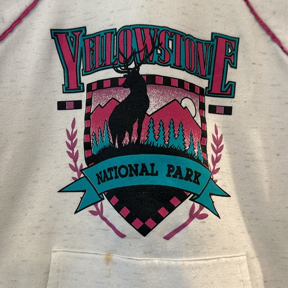 Vintage Yellowstone hoodie sweatshirt - Picture 2 of 6
